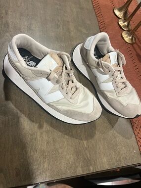 New Balance Beige & White 327-Style Retro Sneakers
